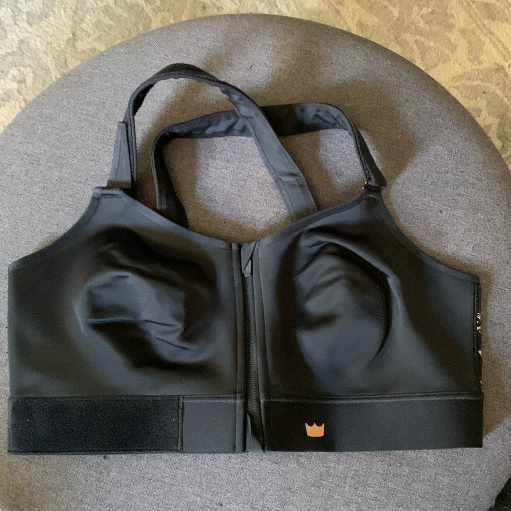 SHEFIT Flex Sports Bra Black Rose Gold Medium Impact